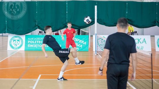 Siatkonoga na Politechnice