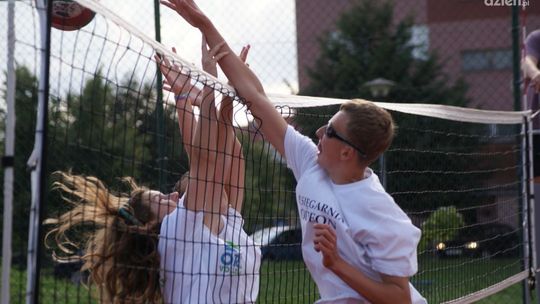 Siatkówka na "Orliku"