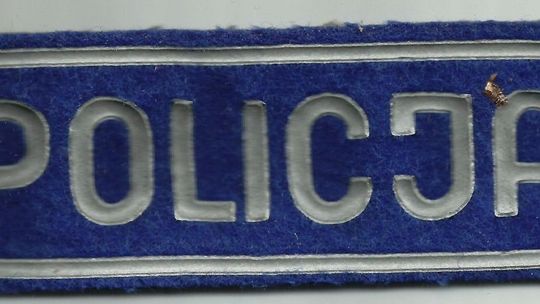 Siekierą w skrzynkę telekomunikacyjną