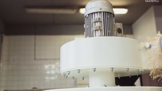 Silniki elektryczne — silniki synchroniczne, a silniki asynchroniczne