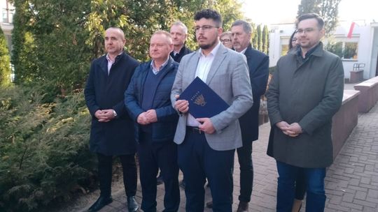 Skandal w MOPR: Wiceprezydent Kielc sfinansował wycieczkę do Paryża z publicznych pieniędzy?