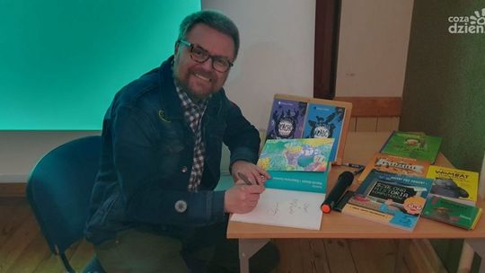 "Skrzynia Władcy Piorunów" Spotkanie z pisarzem Marcinem Koziołem