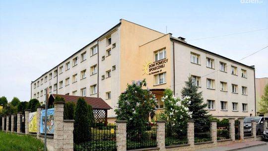 Śledczy badają czy nie doszło do naruszenia prawa w ostrowieckich DPS -ach