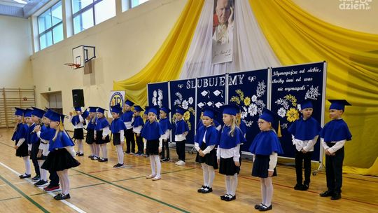 Ślubowanie Pierwszoklasistów w Zespole Szkolno-Przedszkolnym im. Jana Pawła II w Rakowie