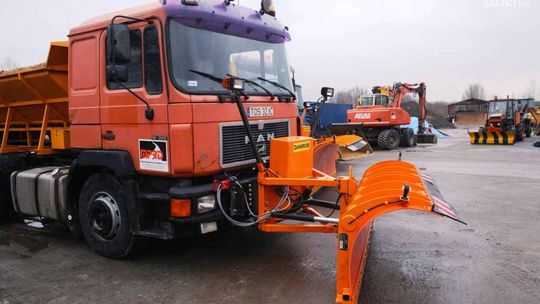 Służby drogowe czekają na sygnały o odśnieżanie