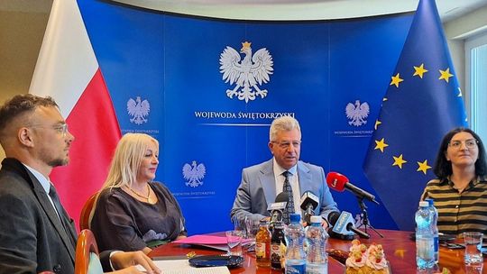 Śniadanie prasowe w Świętokrzyskim Urzędzie Wojewódzkim. Wojewoda ogłosił dwa konkursy