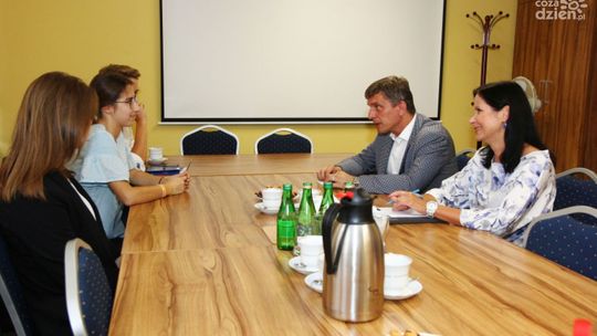 Spotkanie Młodzieżowych Radnych z przewodniczącym Sejmiku