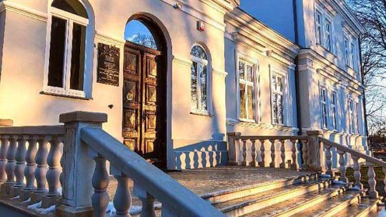 Spotkanie z książką i poezją śpiewaną