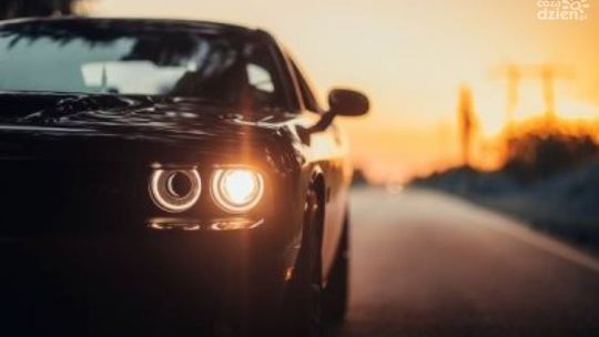 Sprawdź światła w swoim aucie