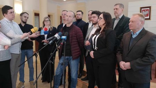 Sprzedaż Korony Kielce to ,,dziadostwo" ?