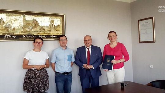 Sprzęt komputerowy dla dzieci w pieczy zastępczej