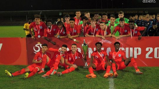 Stadion w Ostrowcu szczęśliwy dla Anglii