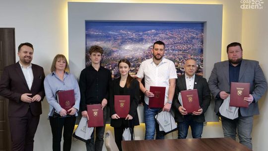 Starachowiccy sportowcy docenieni stypendiami i nagrodami pieniężnymi 