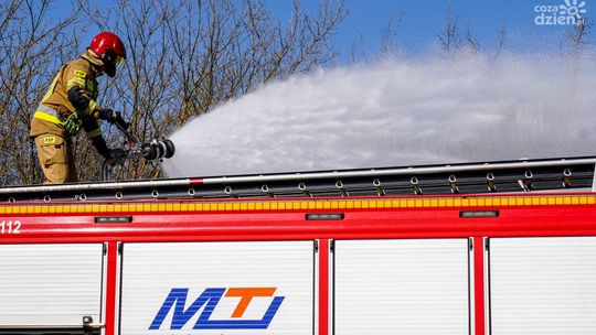 „Stop pożarom traw”. Apel Straży Pożarnej