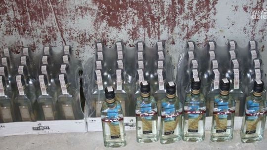 Stopnica: 16-latek ukradł zapas alkoholu z piwnicy