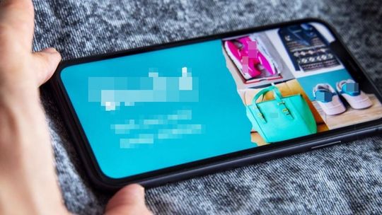 Straciła 100 tys. złotych mimo ciągłych apeli policji