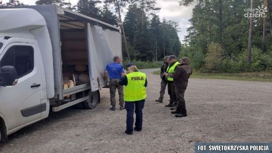Straż Leśna i policja patrolowała lasy