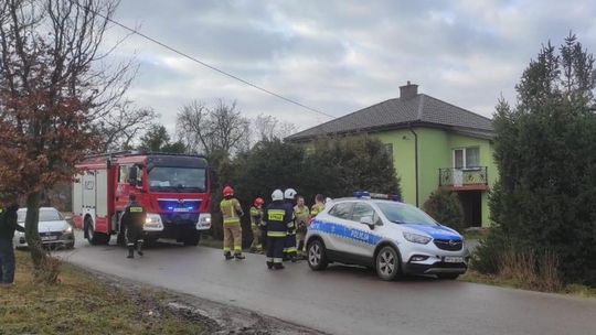 Strażacy mieli zastępować medyków z karetki