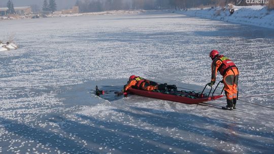Strażacy ratowali tonącego. Na szczęście tylko na ćwiczeniach 