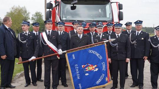 Strażacy z Ożarowa mają nowy samochód