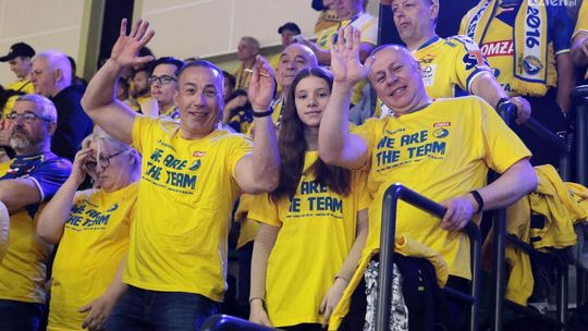 Strefa kibica na kieleckim Rynku. Przyjdź i wspieraj Łomżę Vive Kielce! 