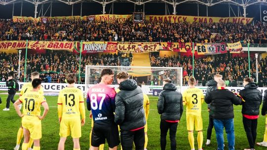 Surowa kara dla Korony za oprawę na meczu z Widzewem