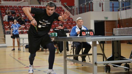 Świąteczno – Noworoczne granie w tenisa stołowego