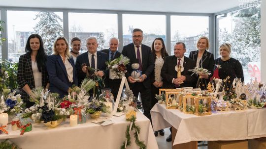 Świąteczny Kiermasz Ekonomii Społecznej trwa