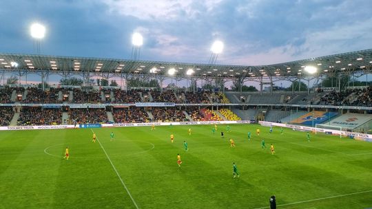 ,,Święta Wojna" dla Korony