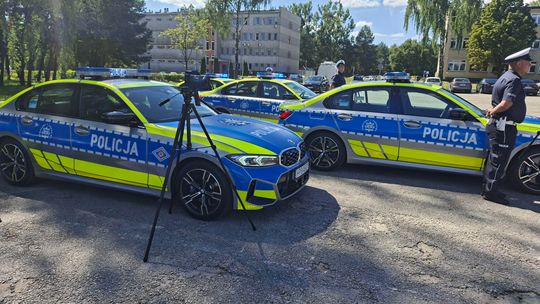 Świętokrzyscy policjanci zyskali nowe radiowozy, które mogą rozpędzić się nawet do 250 km/h