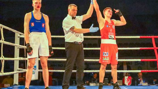 Świętokrzyskie kontra Lubelskie  - W Ostrowcu odbył się mecz bokserski Ligi Juniorów