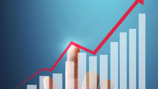 Świętokrzyskie nie zwalnia tempa w wydatkowaniu funduszy unijnych