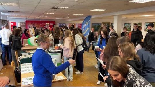 Świętokrzyskie Targi Edukacyjne w Jędrzejowie 2024 (FILM)