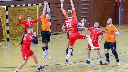 Szczypiorniści szlifują formę
