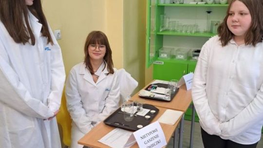 Szkoła w Pisarach z nowoczesną ekopracownią 