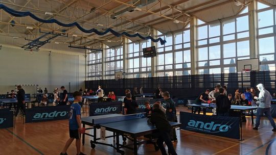 Szkolny turniej tenisa stołowego w Kunowie 