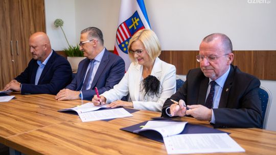 Szpital w Czerwonej Górze oszczędzi na energii – wielomilionowa inwestycja w fotowoltaikę