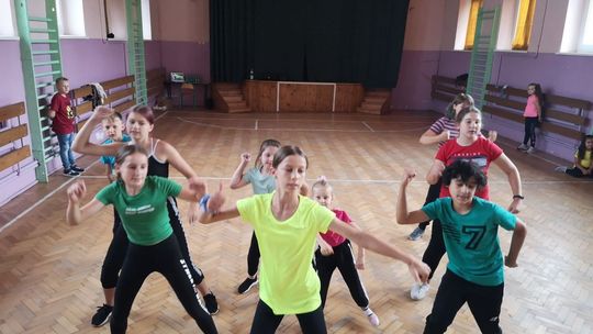 Tanecznym krokiem przez wakacje