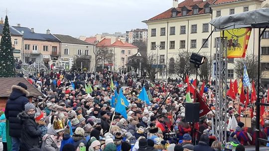 Tłumny Orszak Trzech Króli