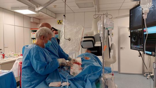 To nie cud, to medycyna! Kardiolodzy ze starachowickiego szpitala wykonali innowacyjny zabieg