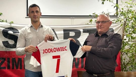 Tomasz Jodłowiec oficjalnie zawodnikiem Sparty Kazimierza Wielka!
