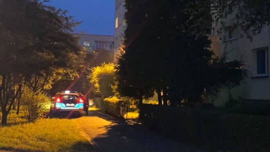 Tragedia na os. Stawki w Ostrowcu Świętokrzyskim. Nie żyje 40-letni mężczyzna
