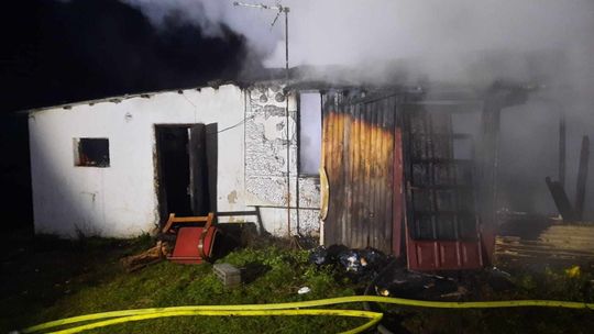 Tragiczny pożar w powiecie Koneckim. Jedna osoba nie żyje