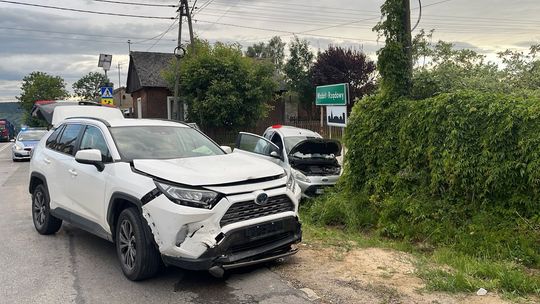 Tragiczny wypadek we Wzdole Rządowym. Nie żyje 82-letnia pasażerka Forda