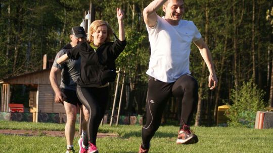 TrenujęBoLubię w domu – ćwiczenia mięśni brzucha oraz grzbietu