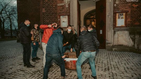 Trwa Wielki Tydzień. Na Ziemi Świętokrzyskiej pełen obrzędów