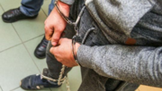 Trzech poszukiwanych przez policję zatrzymano