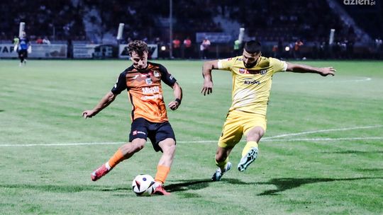 Trzy punkty dla KSZO w starciu z Czarnymi