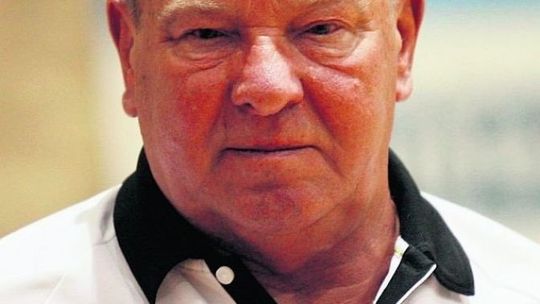 TYLKO U NAS!!!
Czy w Kielcach godnie uhonorujemy Edwarda Strząbałę? Jest pomysł!