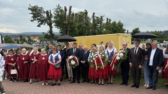 Uczczono pamięć ofiar pacyfikacji Krajna
